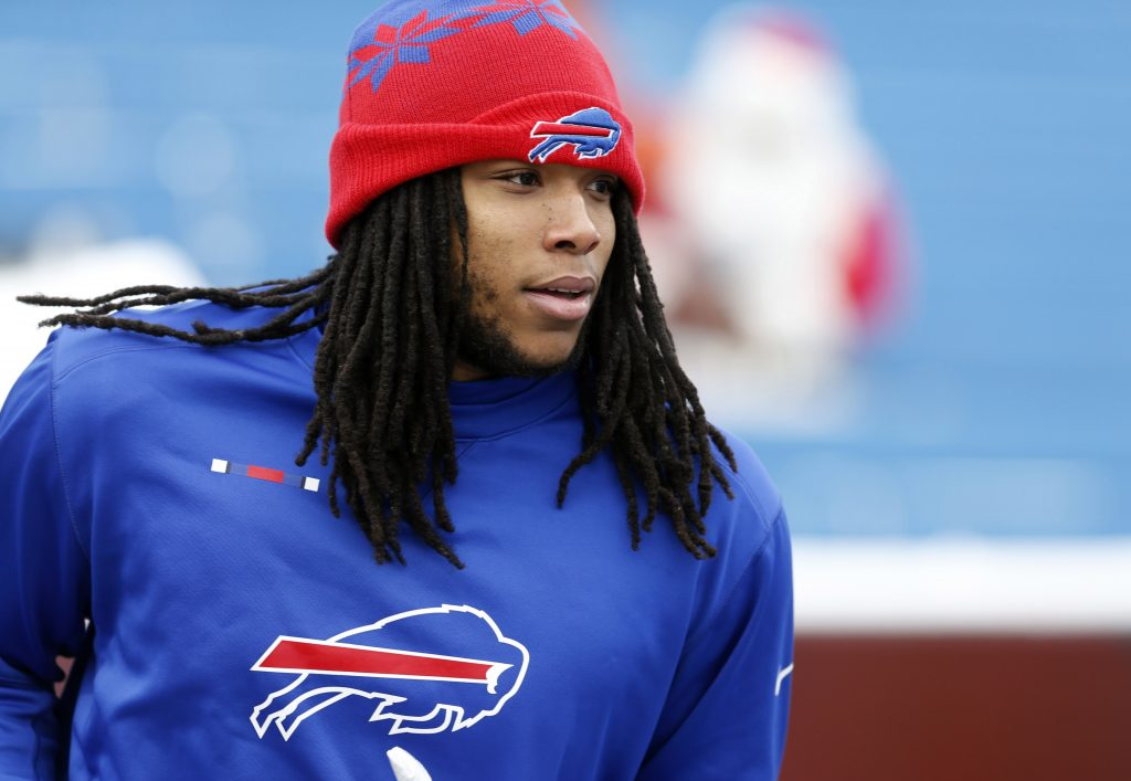 Giants sign WR Kelvin Benjamin, RB Corey Clement