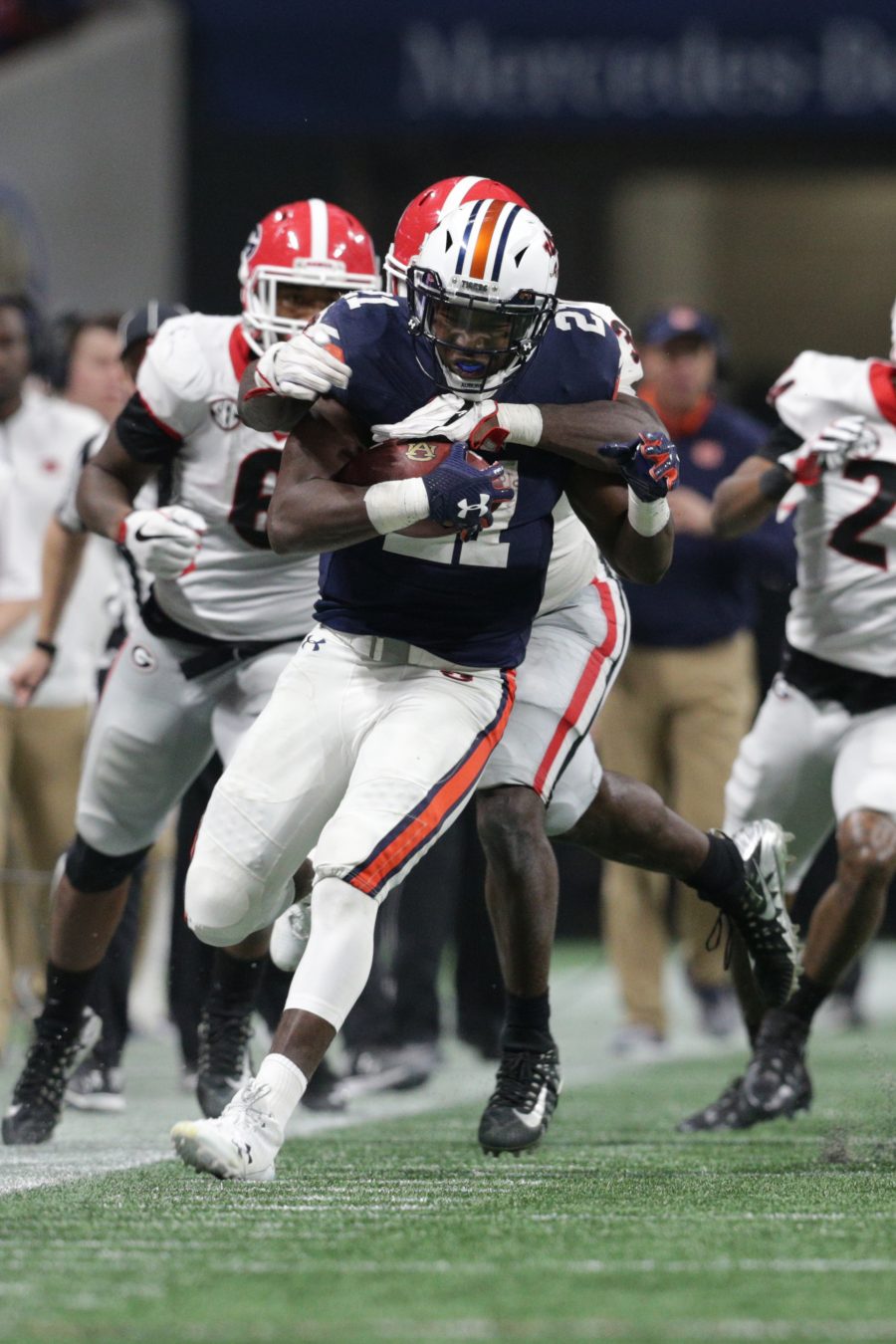 Patriots Deal No. 43 Pick To Lions