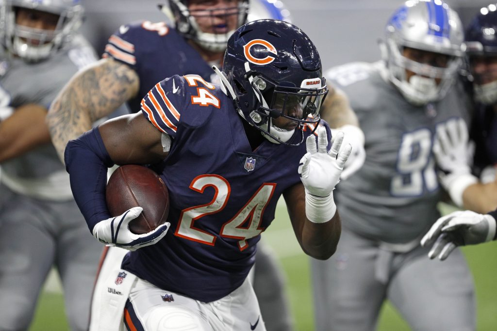 Jordan Howard's bulldozing OT run highlights career day in Bears' win