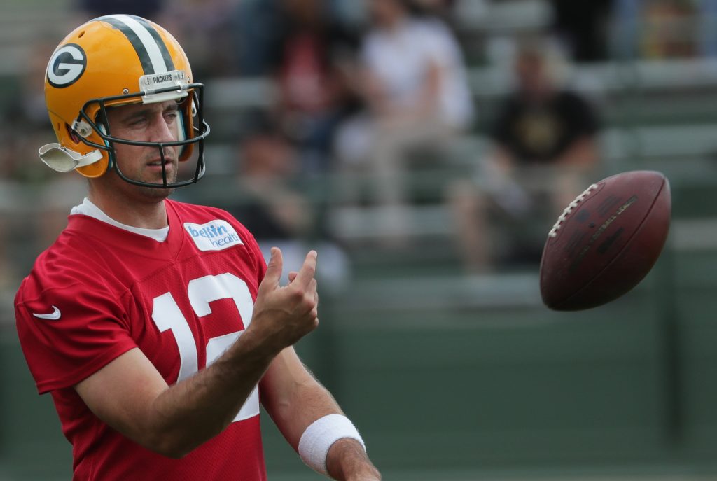 Packers GM No Trade Calls On Aaron Rodgers