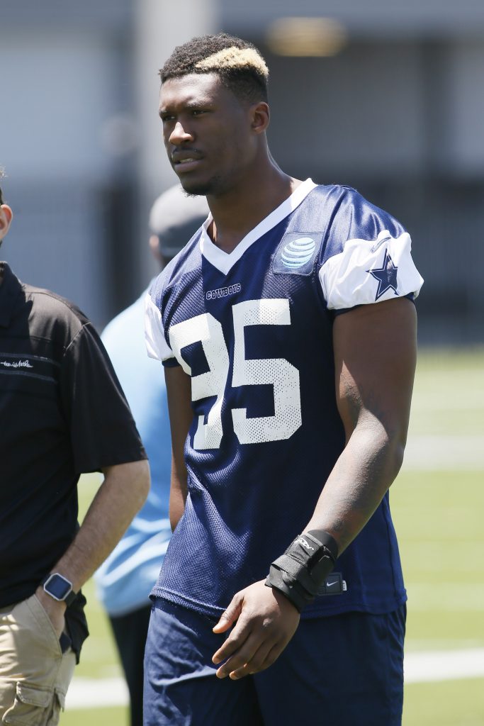 Cowboys' David Irving Suffers Injury