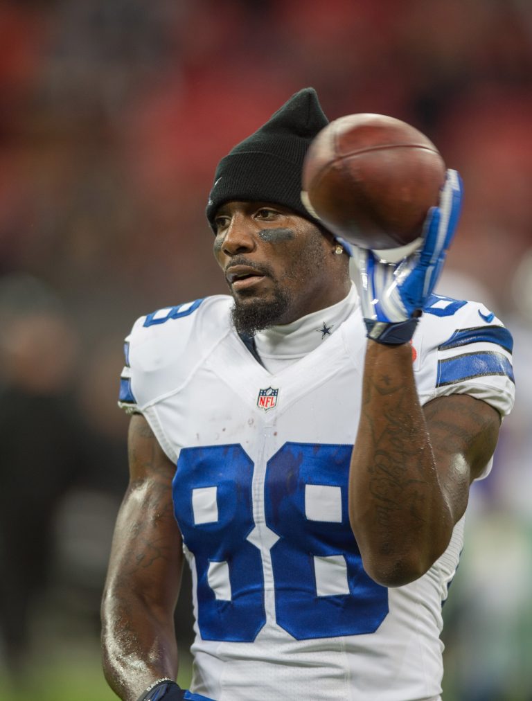 Saints To Sign Dez Bryant