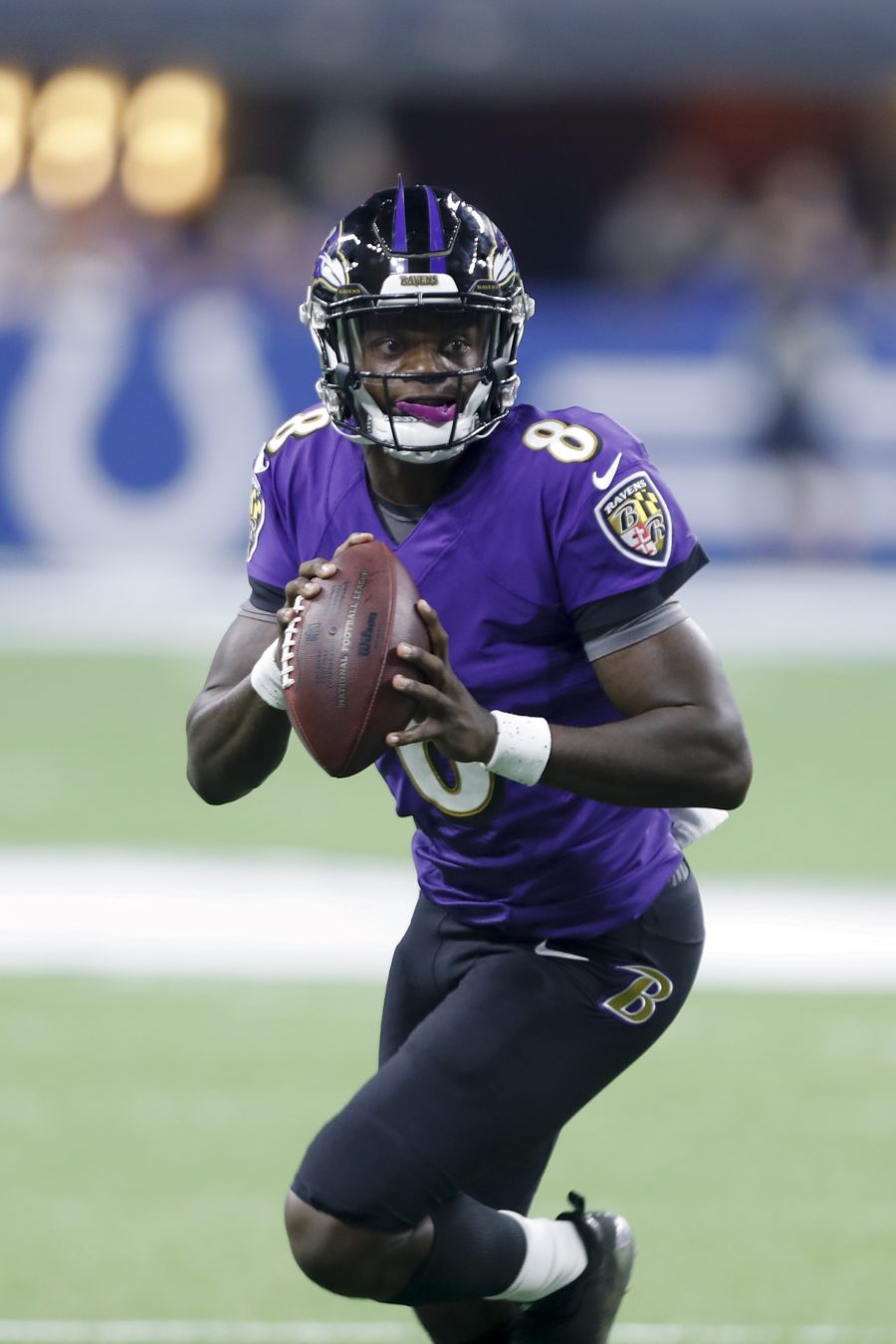 Lamar Jackson Suffers Knee Injury