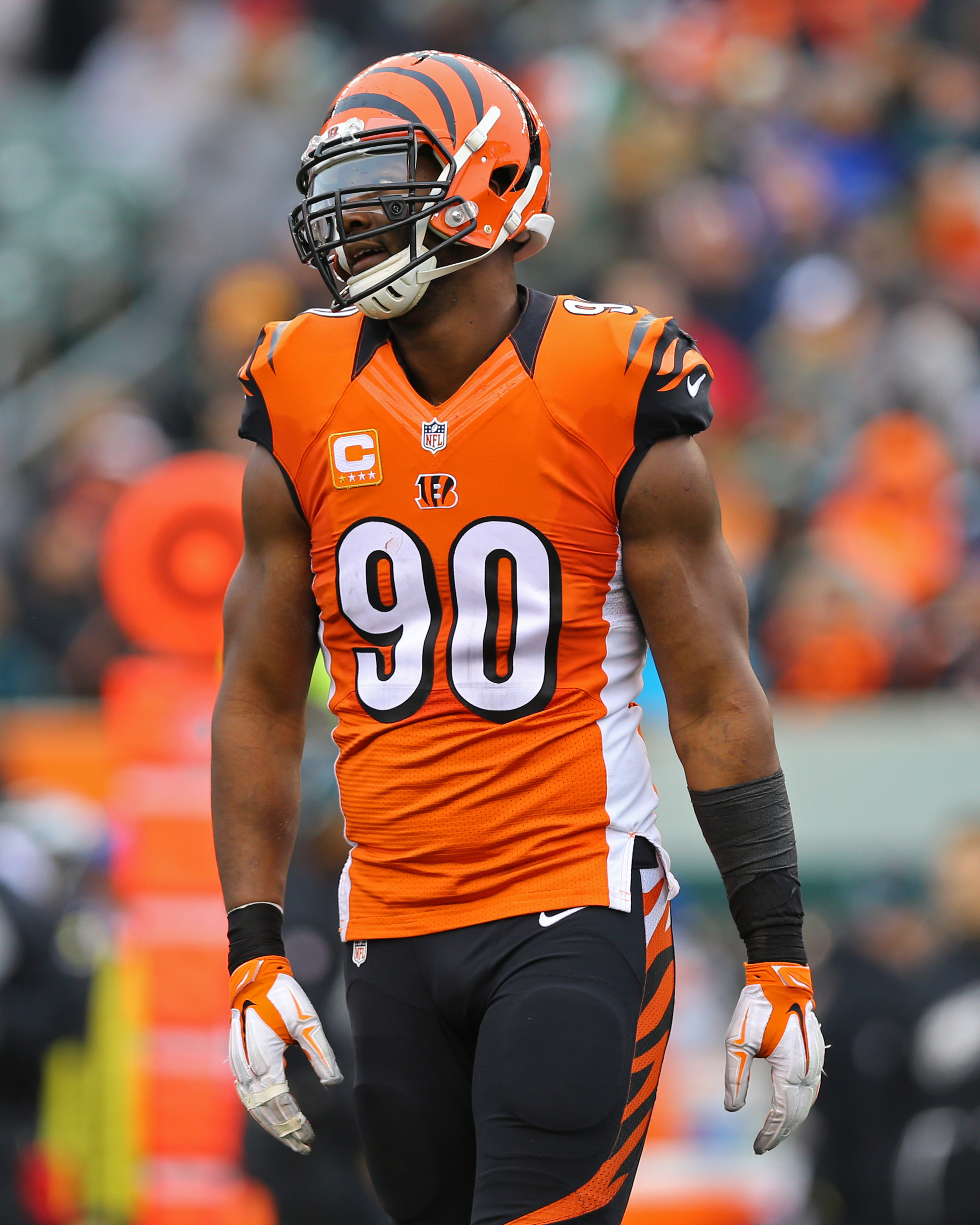 DE Michael Johnson Not Expected To Return To Bengals