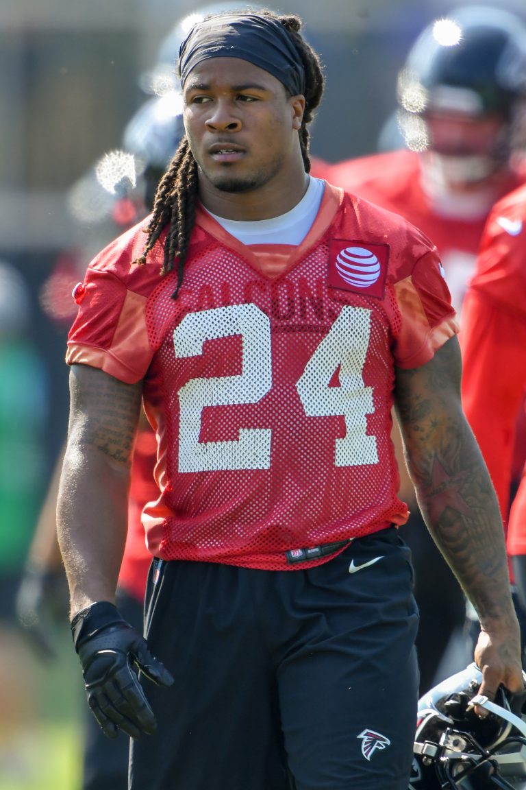 Seahawks, Devonta Freeman Discussing Deal