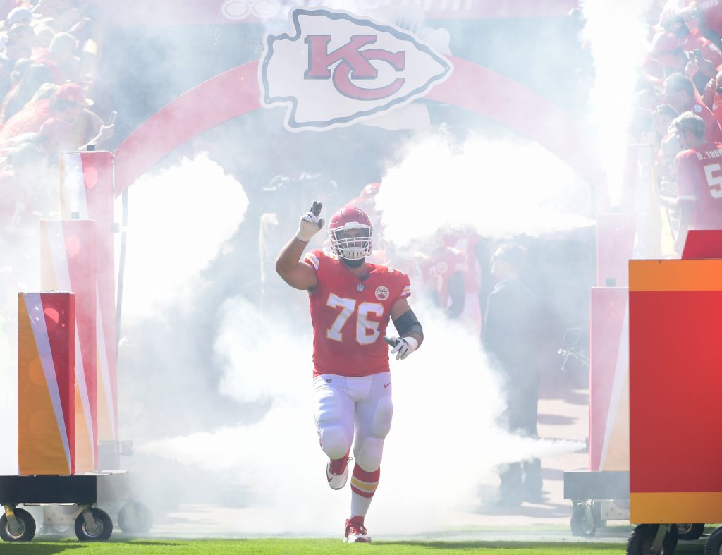 Super Bowl winner Laurent Duvernay-Tardif announces retirement