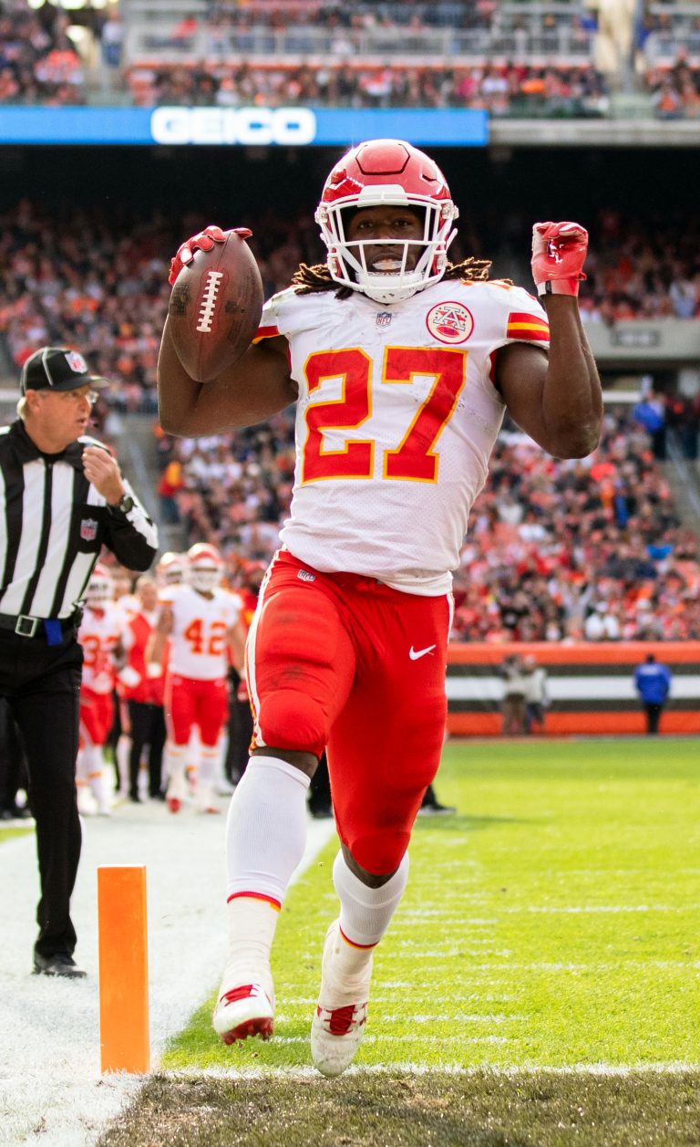 Chiefs Promote Kareem Hunt To Active Roster, Waive RB Keaontay Ingram