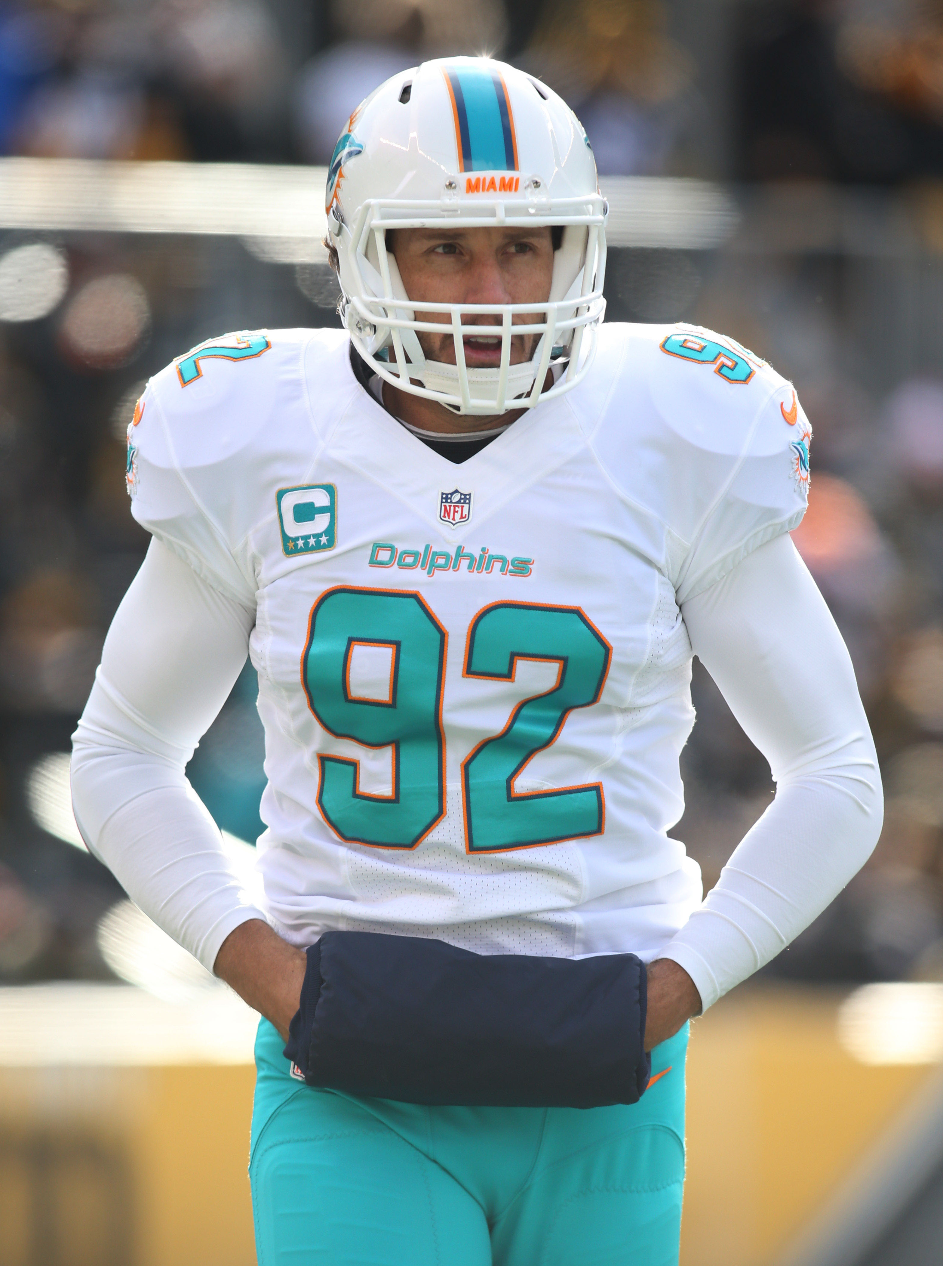 Miami Dolphins Re-sign 4 players