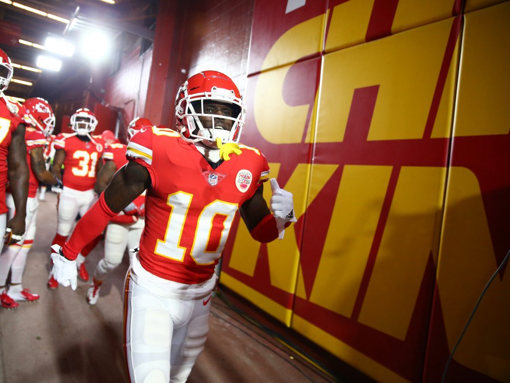 NFL Mock Draft 2022: Tyreek Hill, Deshaun Watson, Davante Adams trades  shake up Round 1 for Chiefs, Packers and Texans