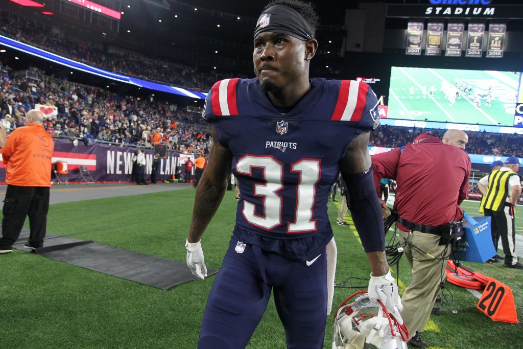 Patriots' Jonathan Jones, Jabrill Peppers return to practice