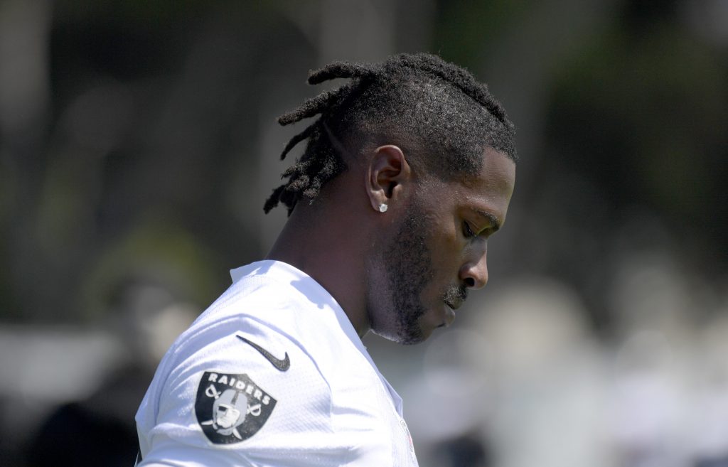 Antonio Brown suspended: Raiders WR fights with Mike Mayock