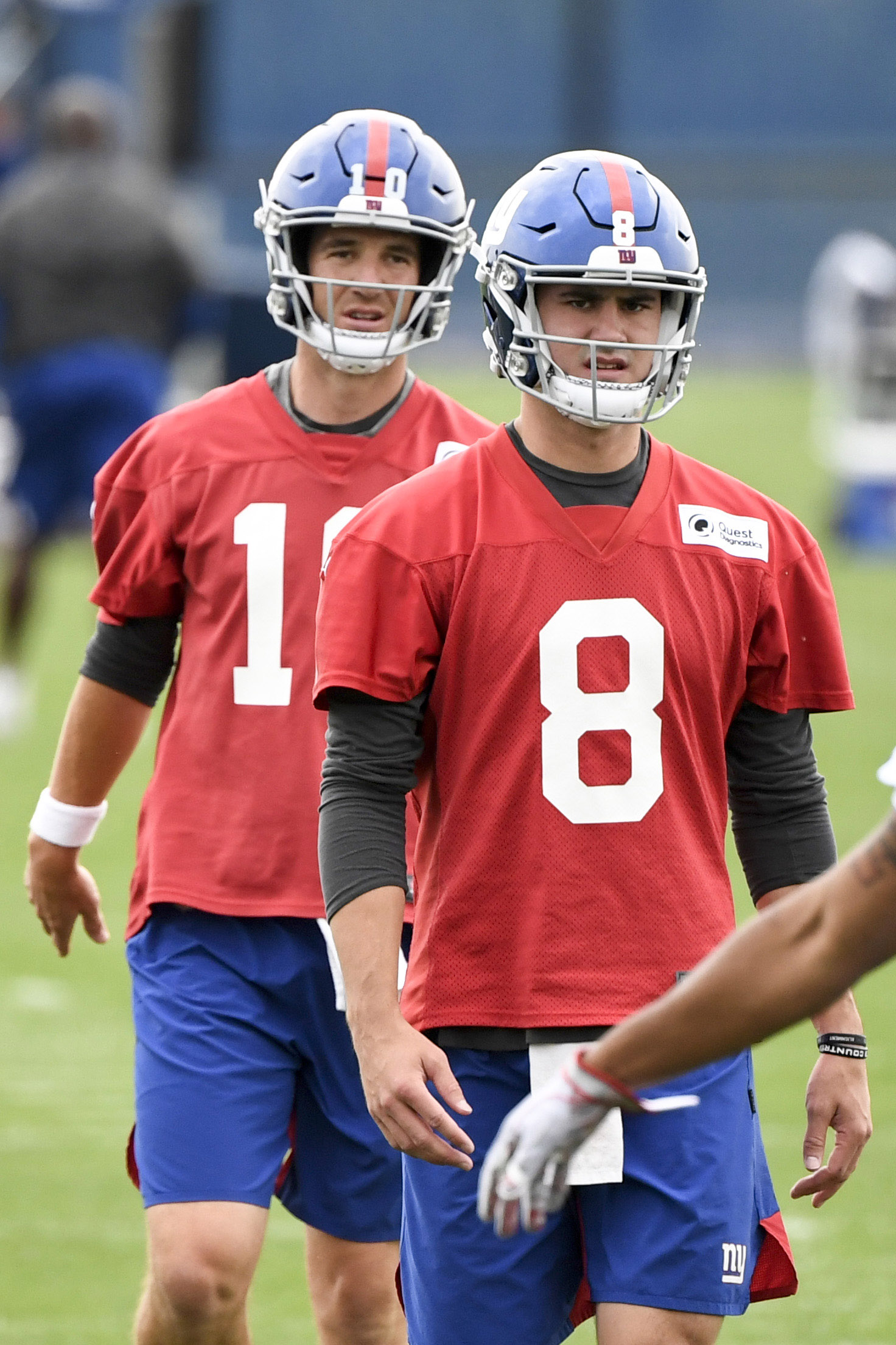 Daniel Jones to replace Eli Manning as Giants' starting QB - Los Angeles  Times
