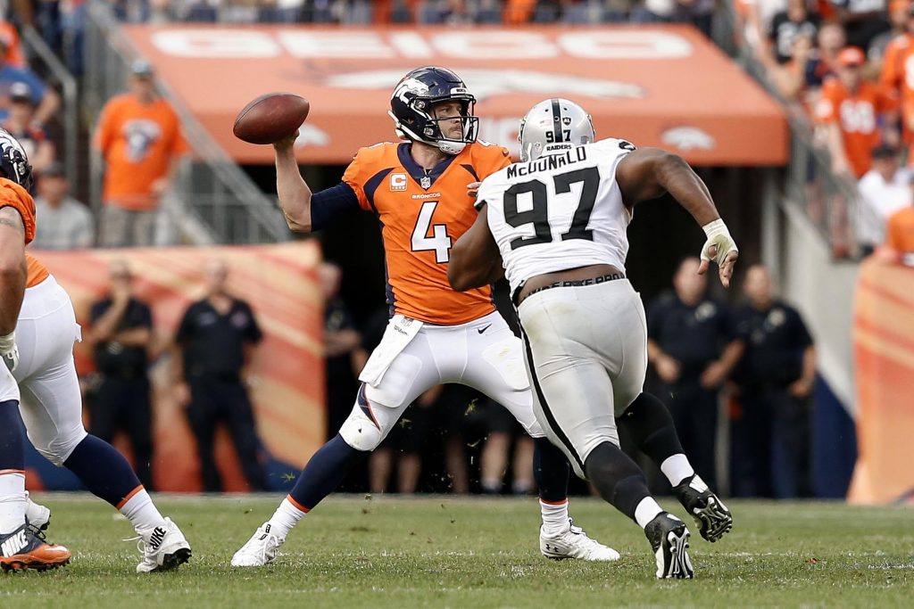 Cardinals Sign Clinton McDonald