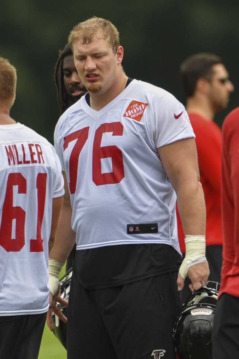 Falcons' OL Kaleb McGary Returns To Full Practice