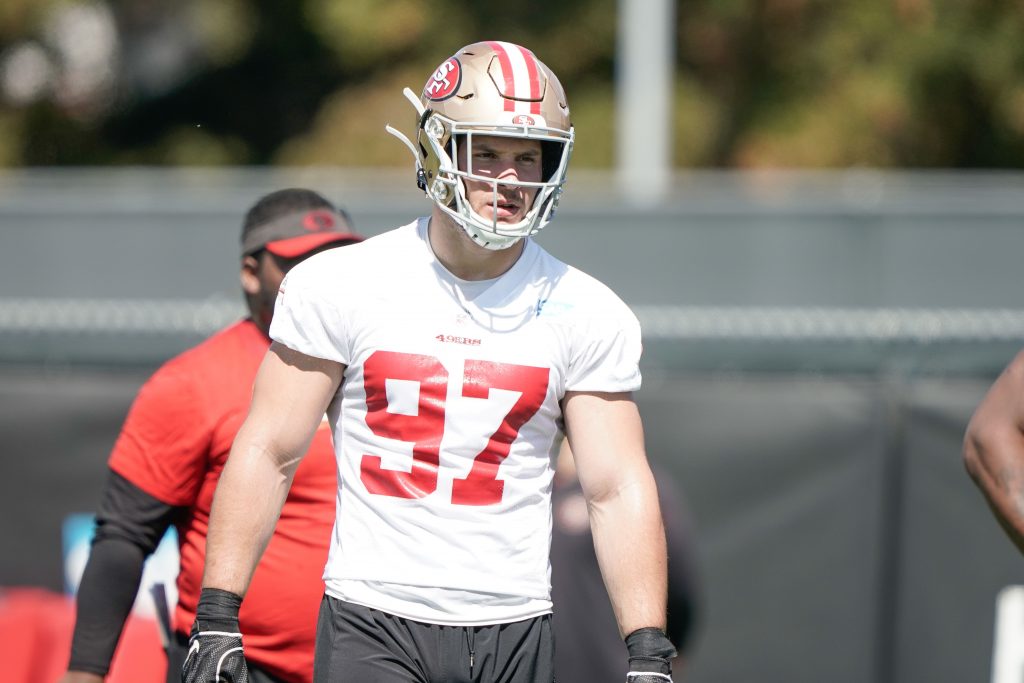 Camp nick. Nick bosa тело. Nick bosa and Joe Burrow. Training Camp.