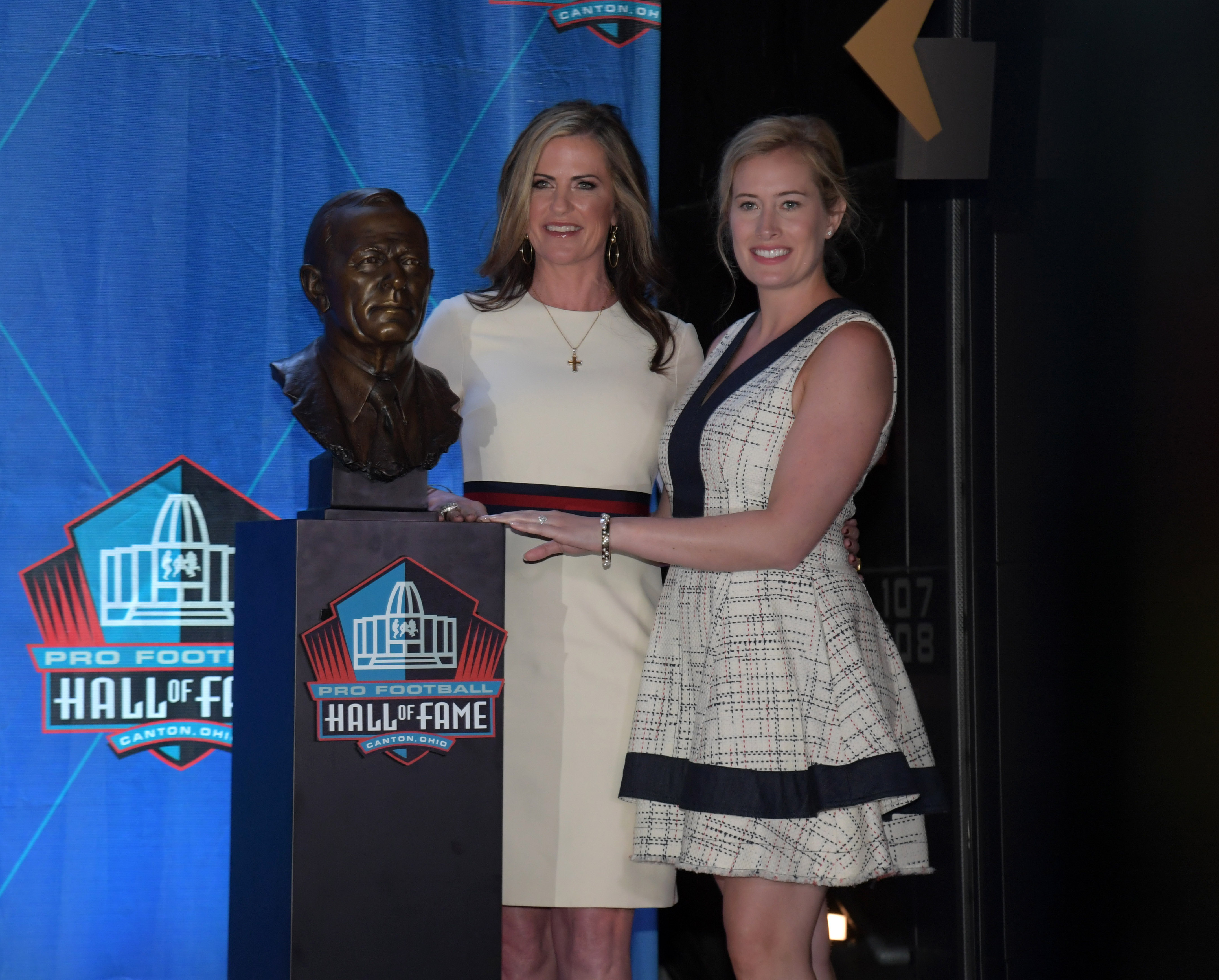 Daughters of late Broncos owner Pat Bowlen contest his his trust