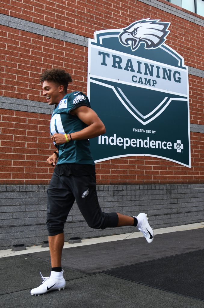 Raiders Sign WR Mack Hollins