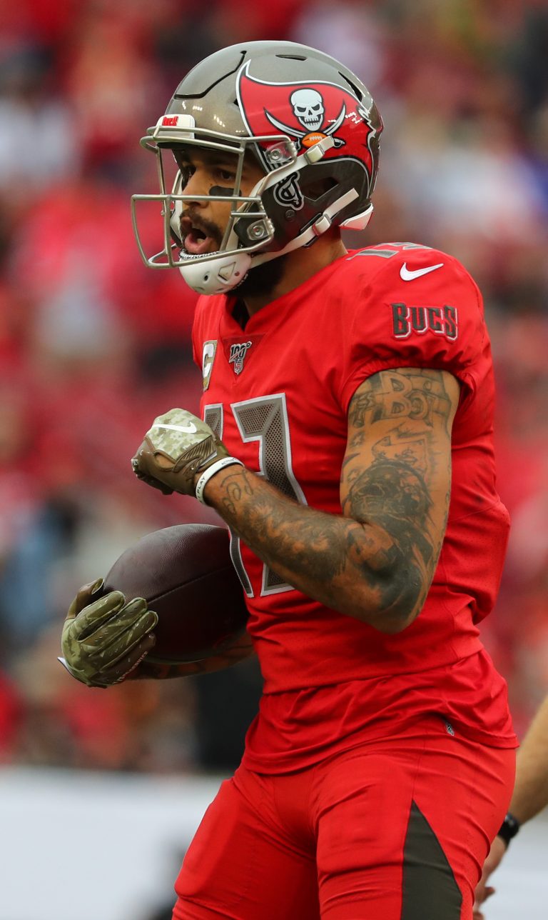 Bucs' Mike Evans Willing To Take Pay Cut