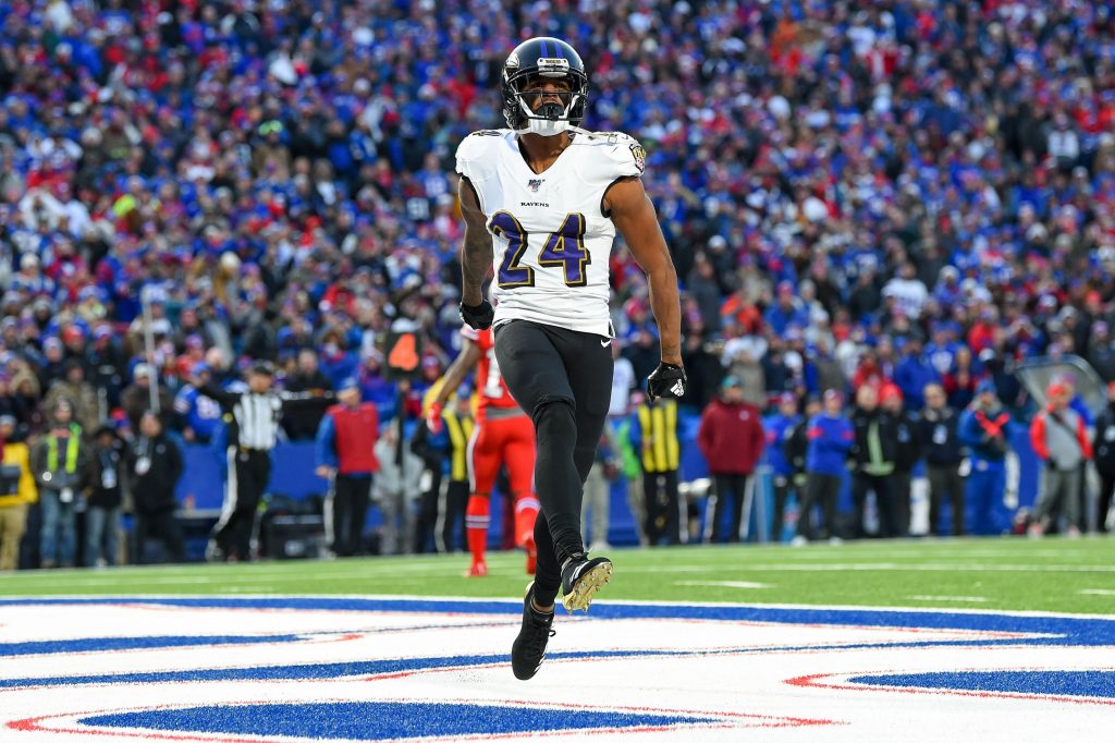 Ravens CB Marcus Peters, RB Gus Edwards suffer torn ACLs in practice