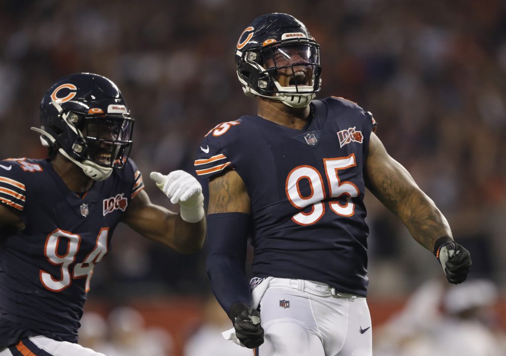 Bears tender restricted FA Roy Robertson-Harris