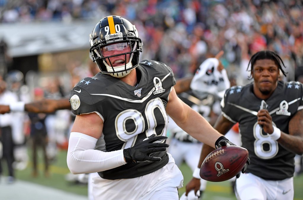 T.J. Watt Doesn't Need Surgery, Could Return in October