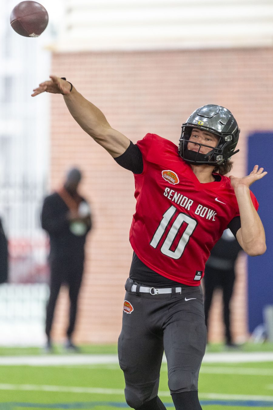 Justin Herbert Starts At QB For Chargers