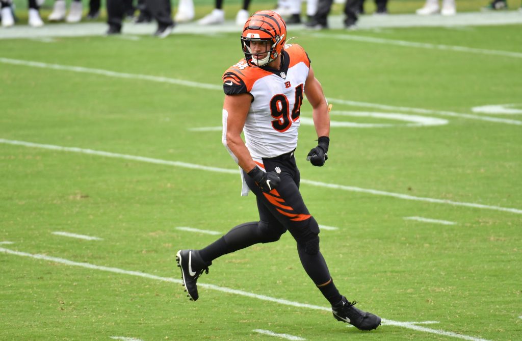 Report: Bengals reached an agreement with Sam Hubbard on a four-year  contract extension