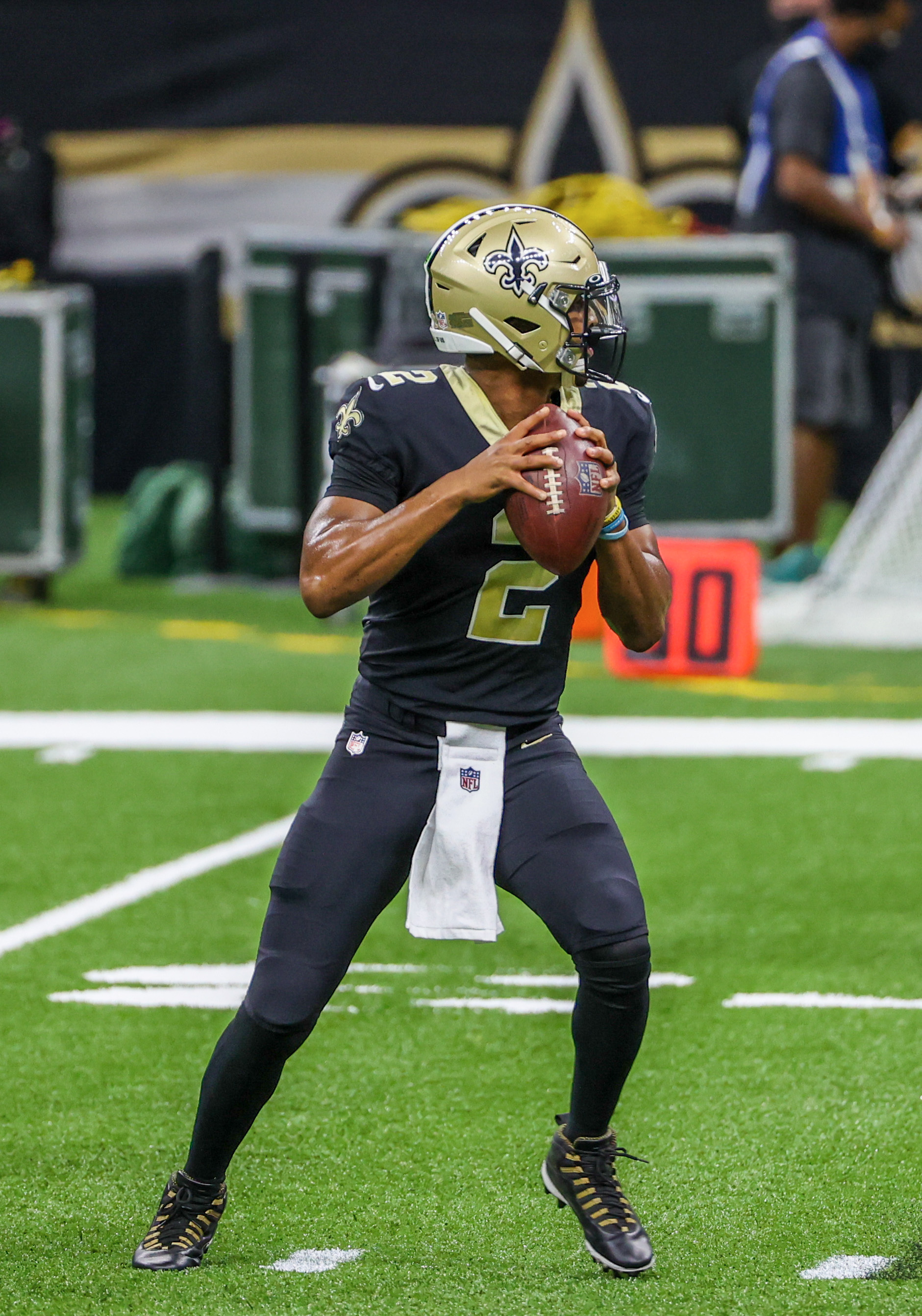 Saints QB Jameis Winston Playing With Fractures In Spine