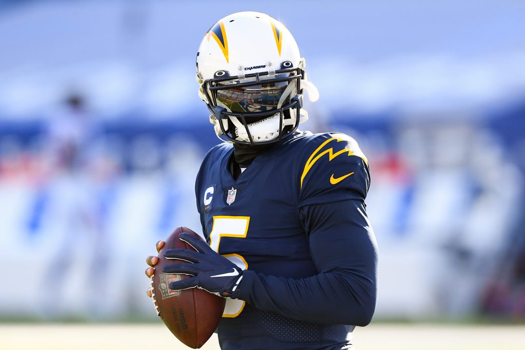 Tyrod Taylor suing Chargers team doctor $5M for malpractice - Los