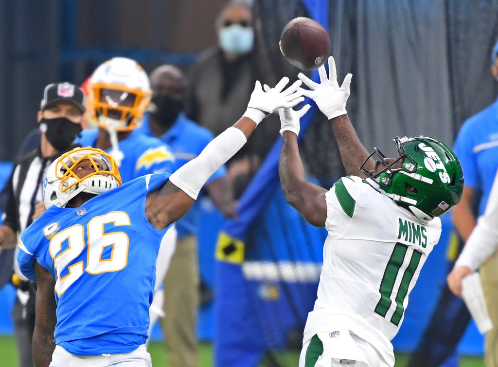 Raiders sign former Chargers cornerback Casey Hayward to a one-year deal,  per report 