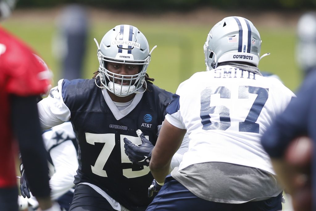 Osa Odighizuwa Rookie Signs Auto - Dallas Cowboys for Sale in