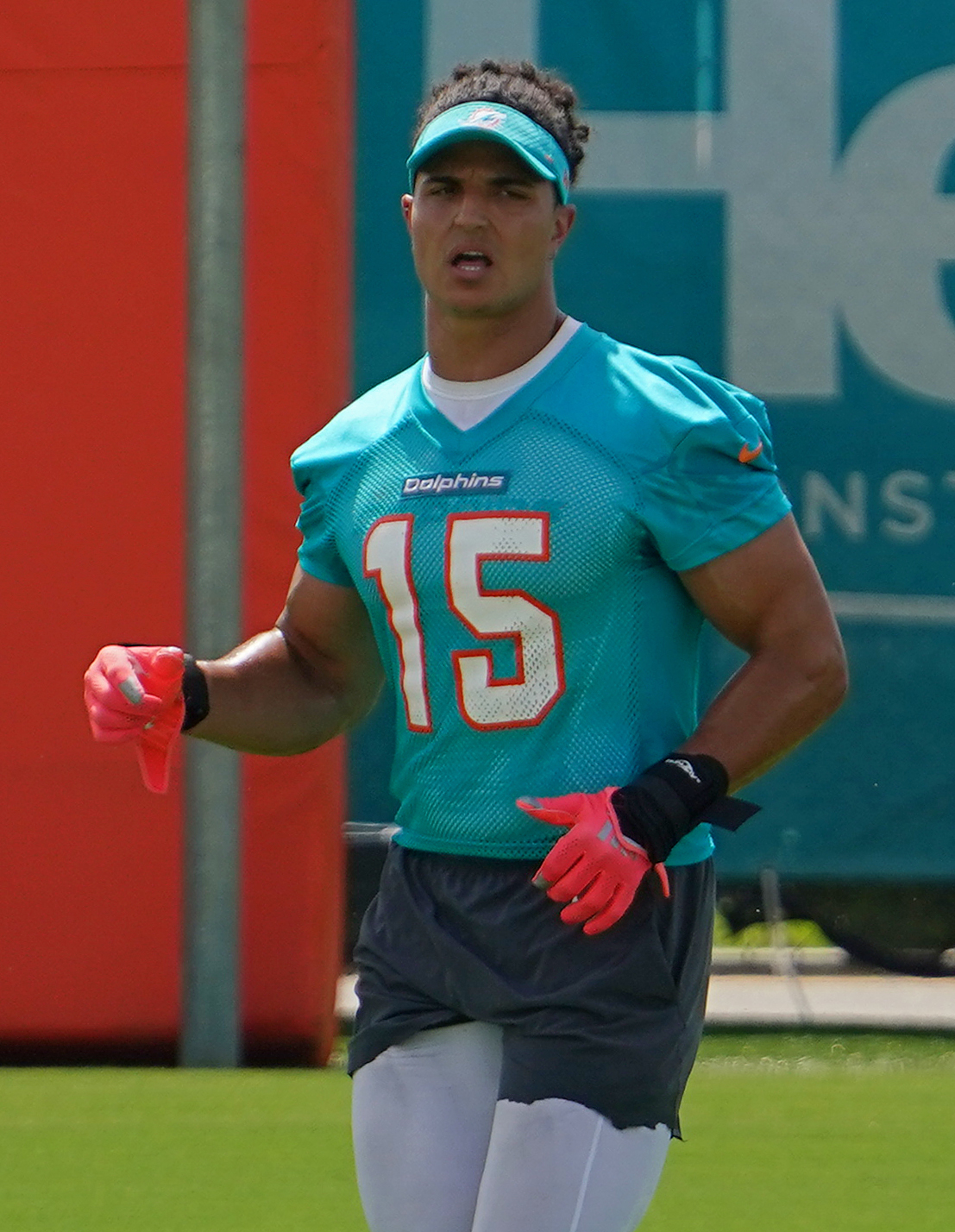 Dolphins' Jaelan Phillips back in L.A. after retiring at UCLA