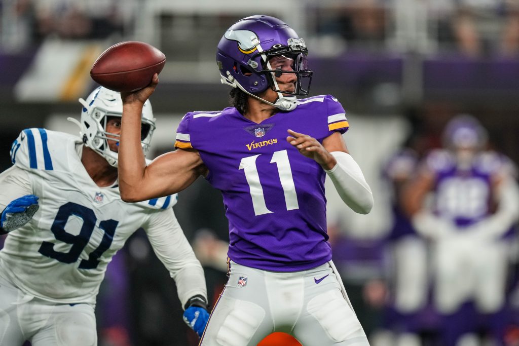 Browns claim QB Kellen Mond off waivers from Vikings - The San Diego  Union-Tribune