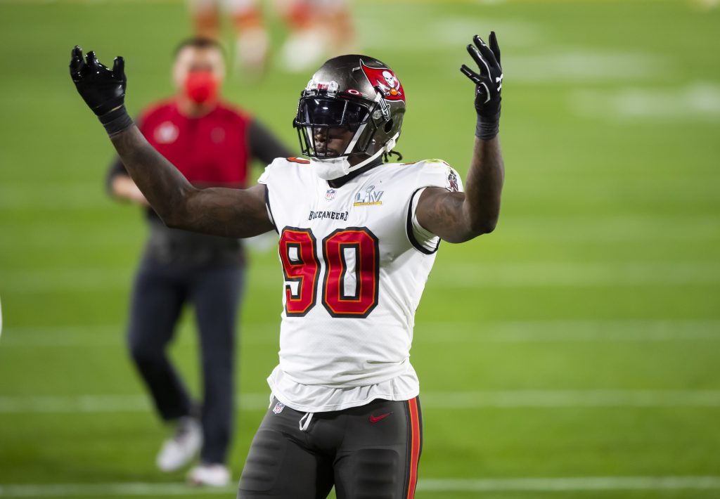 Free agent pass rusher Jason Pierre-Paul visits Ravens