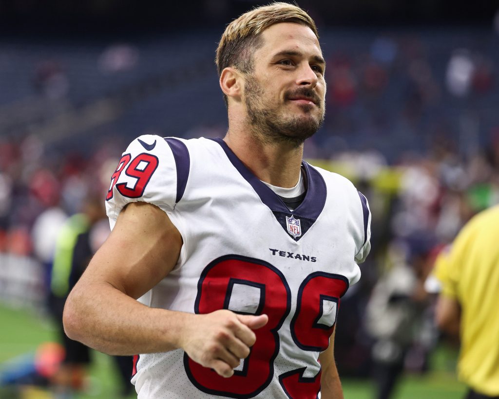 Texans' Danny Amendola Undergoes Surgery