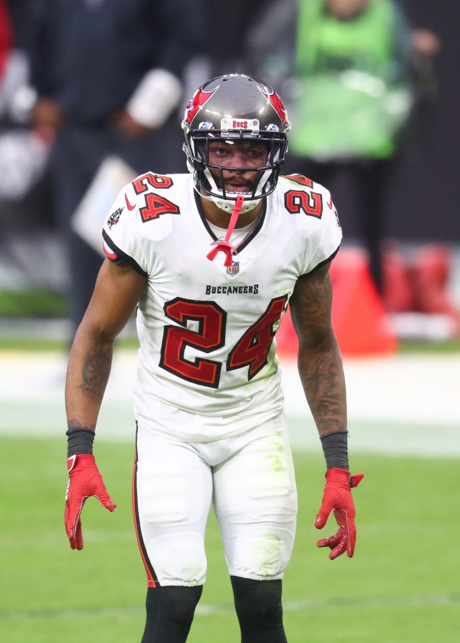 Bucs To Trade CB Carlton Davis To Lions