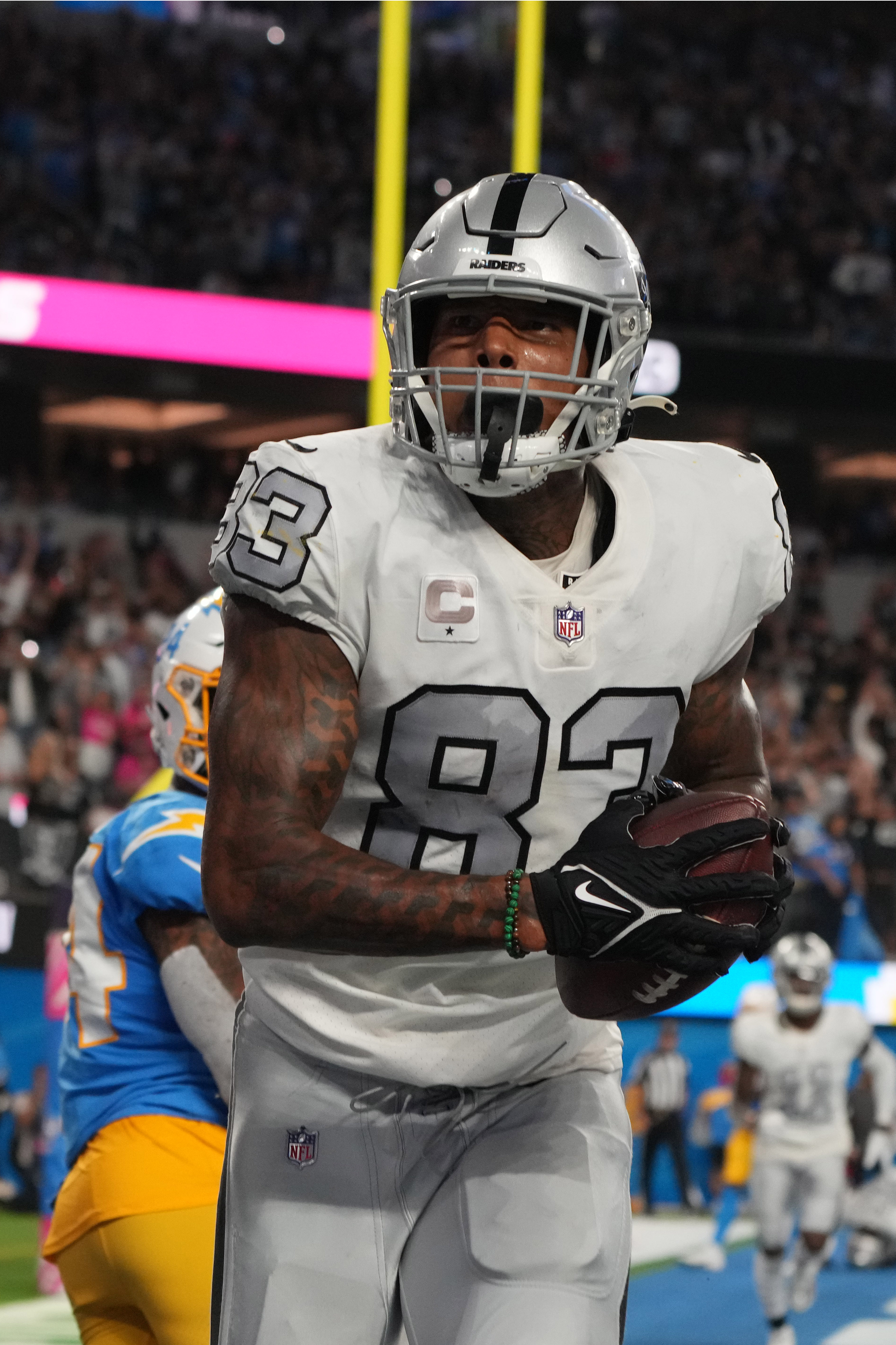 Raiders Frustrated With TE Darren Waller?