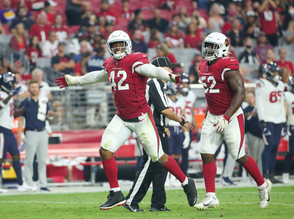 Cardinals Restructure LB Devon Kennard's Contract