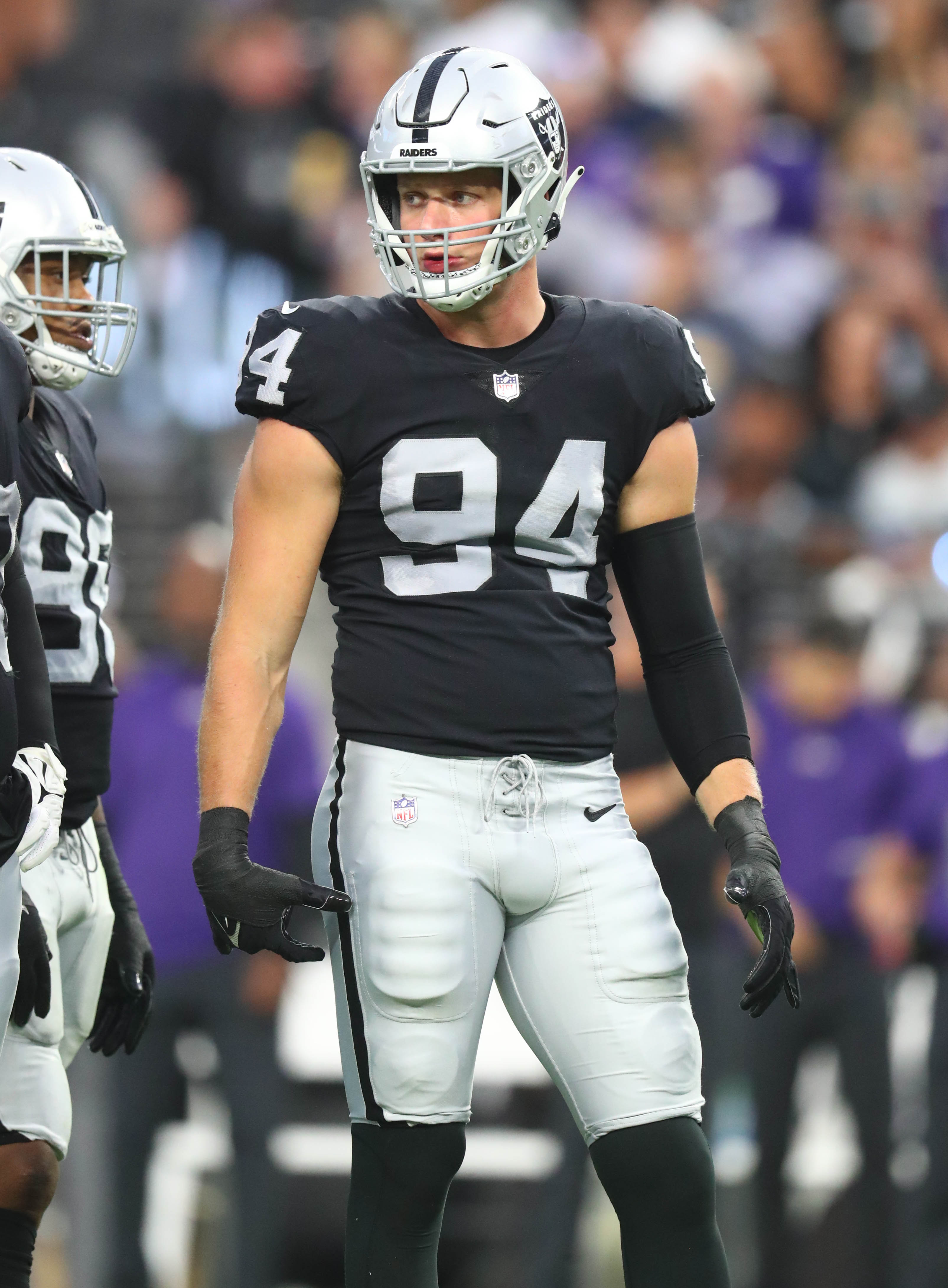 Former Raider Carl Nassib, first player to come out as gay, retires from  NFL