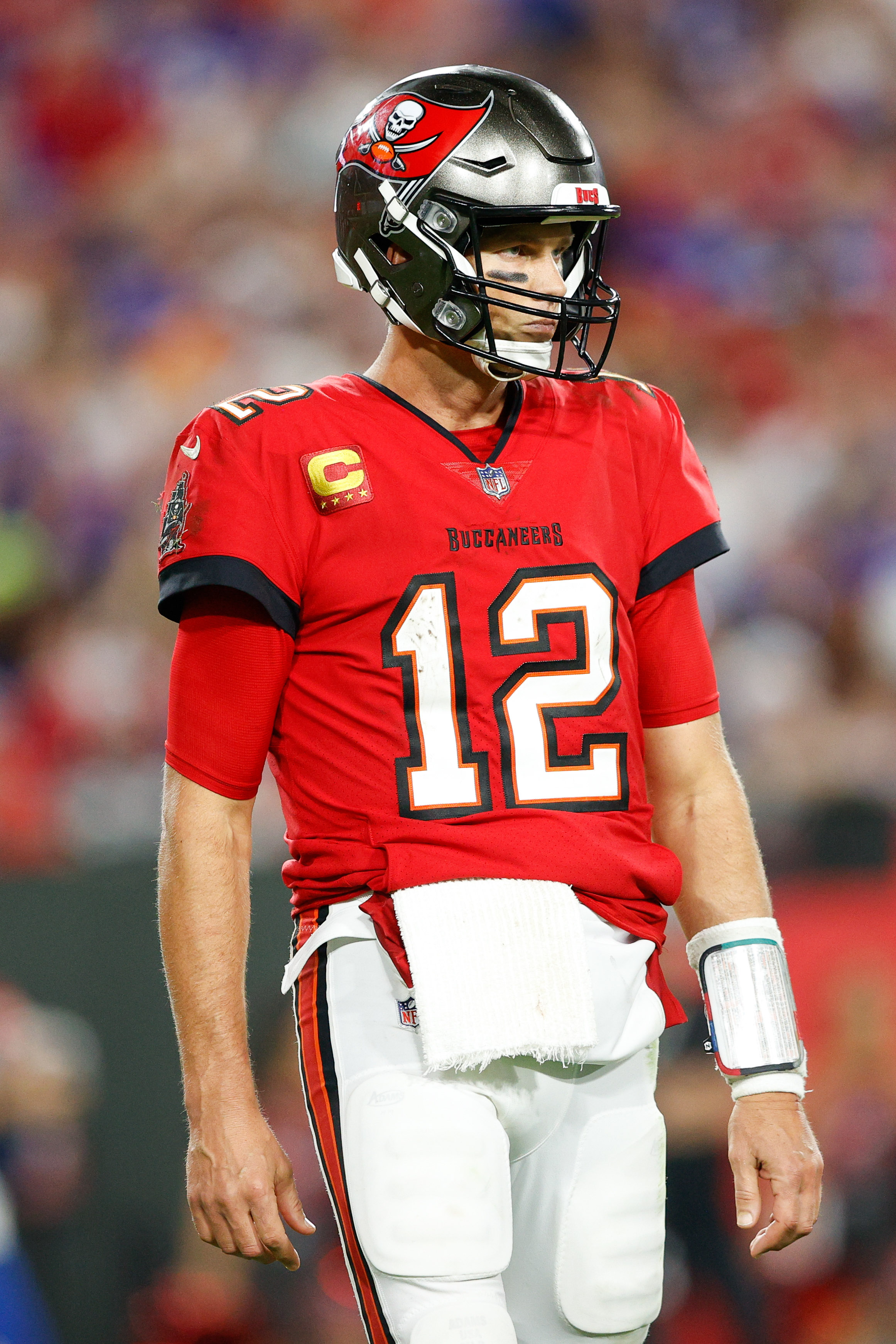 IMAGES: Legendary Quarterback Tom Brady Dons Tampa Bay Buccaneers Uniform  for the First Time - Space Coast Daily