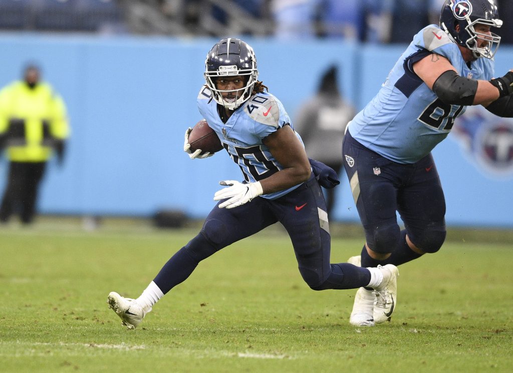 11pm Tennessee Titans fullback Tory Carter hosts first camp