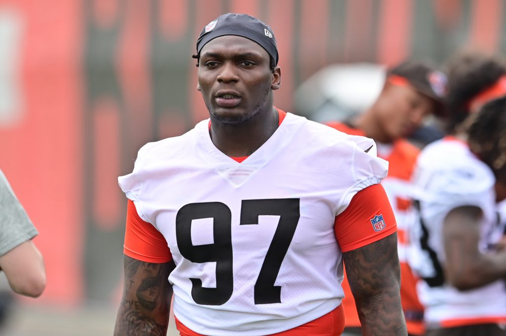 Cleveland Browns cut Perrion Winfrey: What's next for the team?