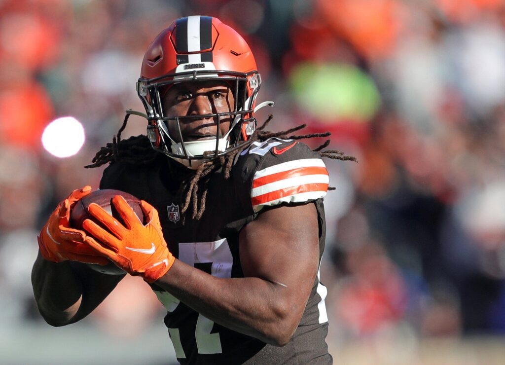 Browns: Kareem Hunt already dealing with injuries after reunion