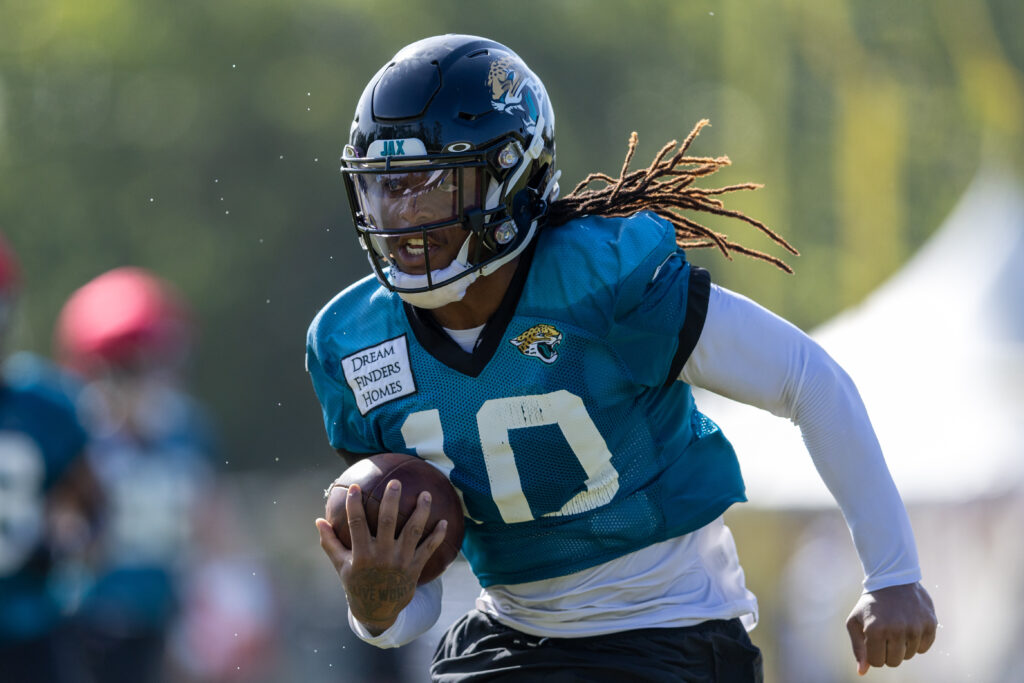 Panthers trade for Jaguars wide receiver Laviska Shenault