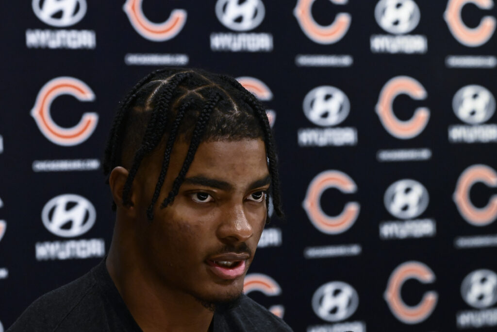 Jaquan Brisker: Chicago Bears safety out after thumb surgery