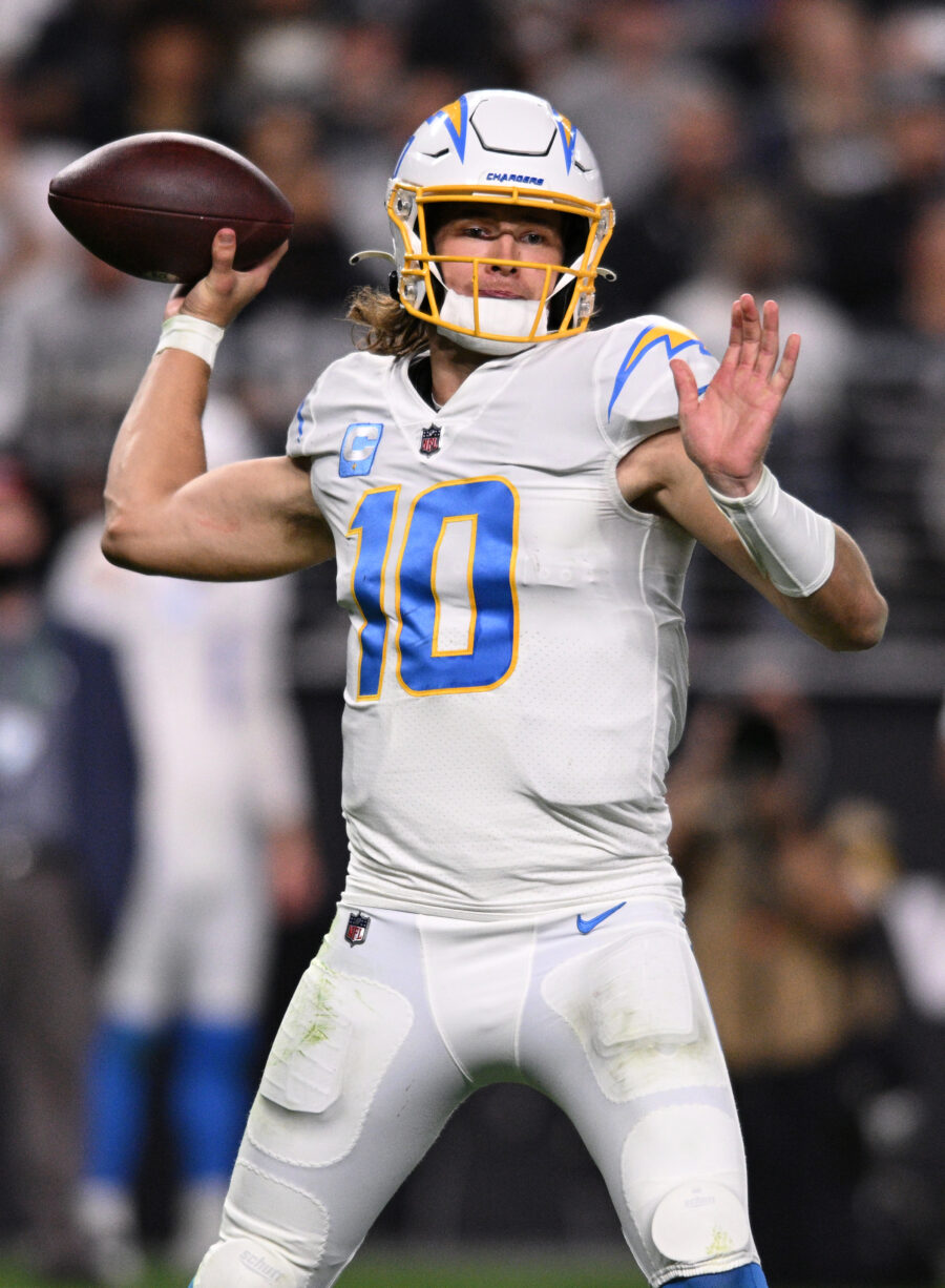 Chargers' Justin Herbert Undergoes Season-Ending Surgery