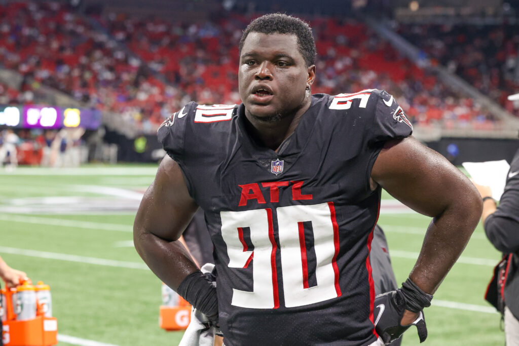 Ex-Falcons DL Marlon Davidson signs with 49ers