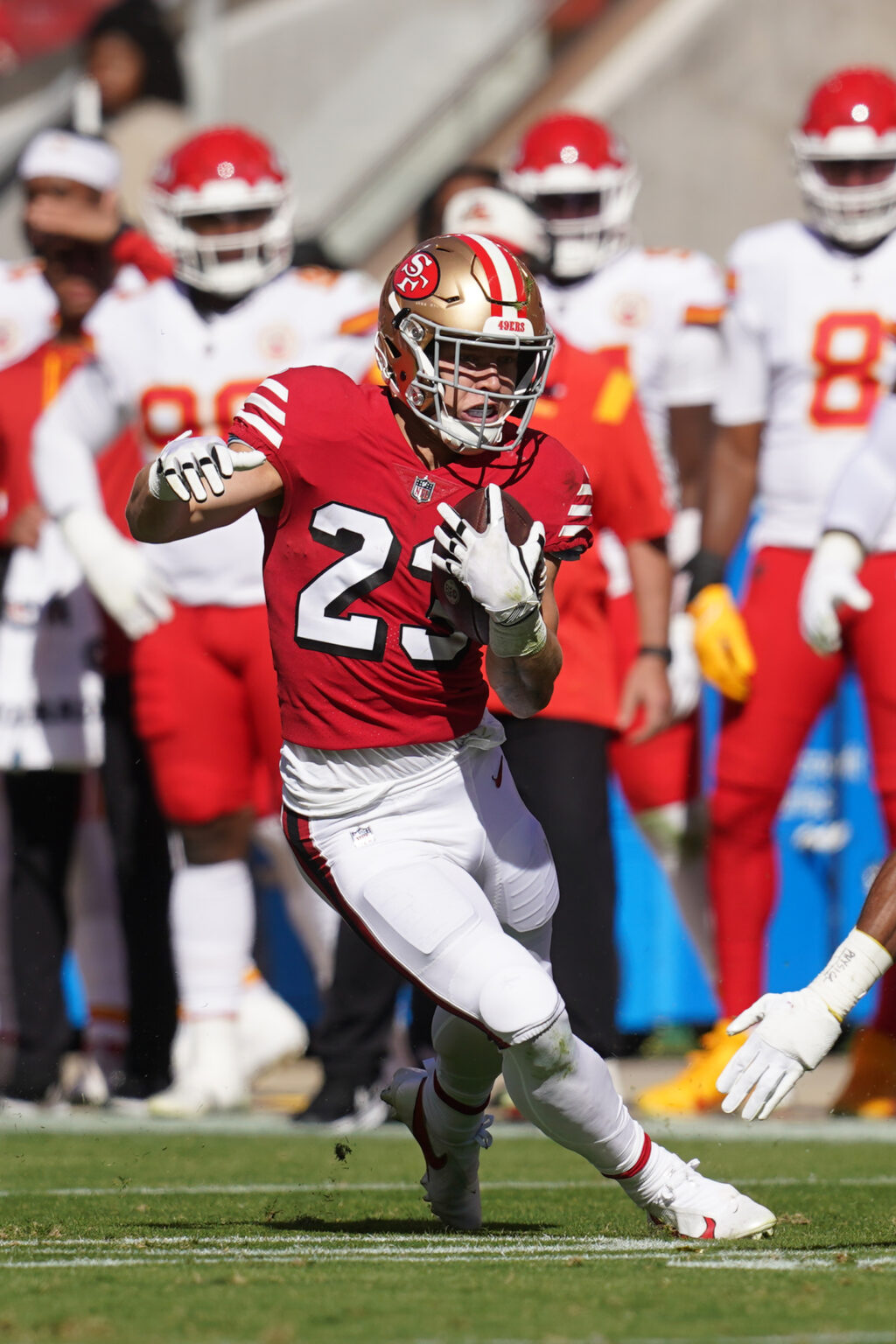 49ers RB Christian McCaffrey, CB Ambry Thomas Out For Week 18