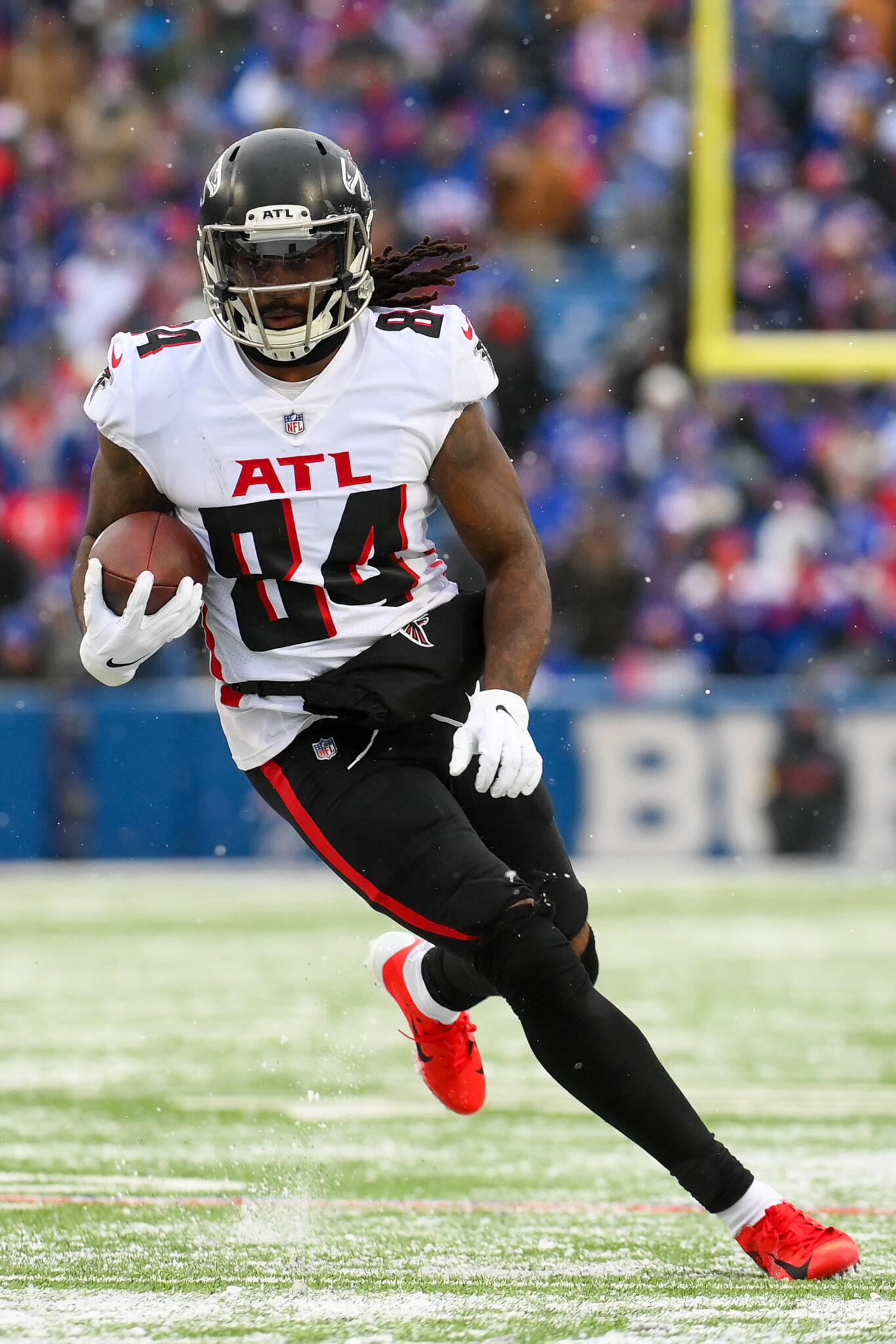 Falcons Activate RB Cordarrelle Patterson From IR