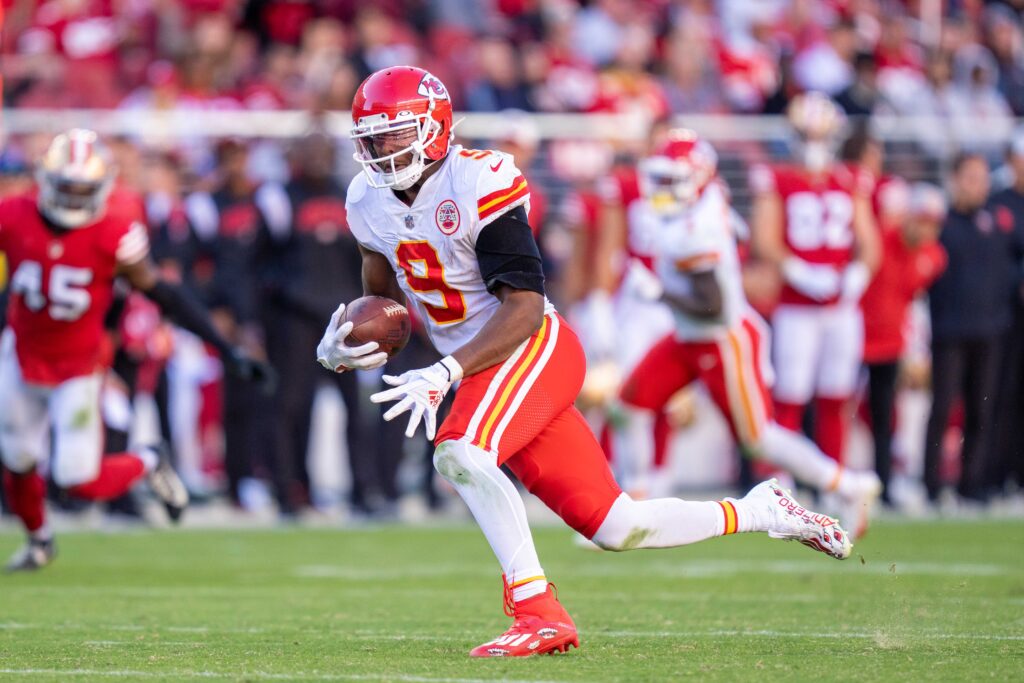 Chiefs WR Smith-Schuster placed in concussion protocol - The San